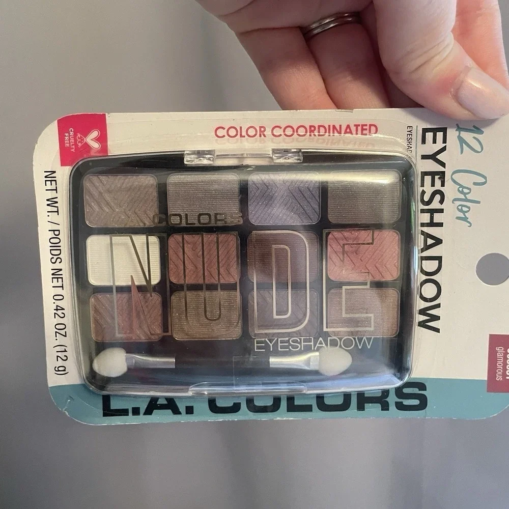 L.A. Colors 12 Color Eyeshadow Traditional C68681 Glamorous 12g